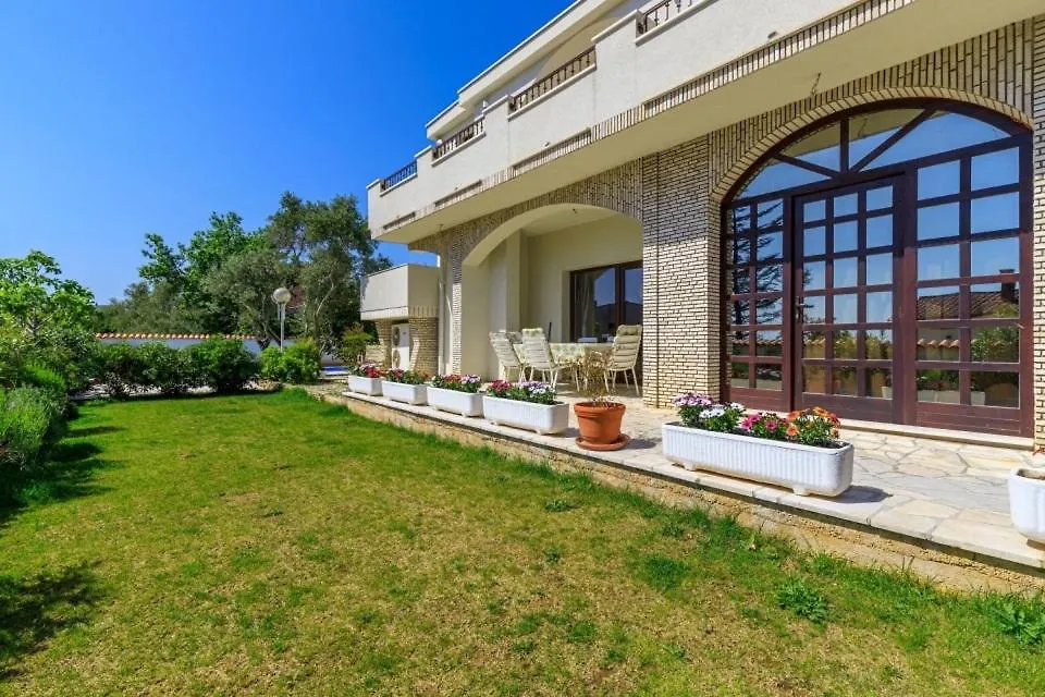 Apartment Tea With Private Pool Krk Town